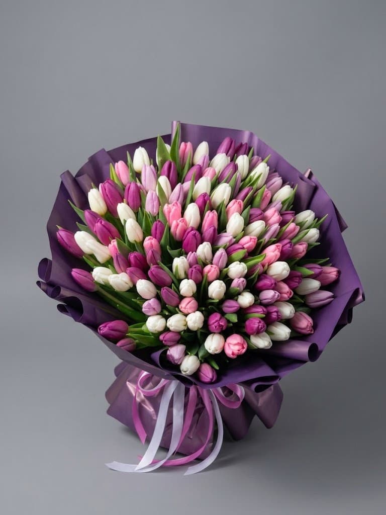 Royal Tulip Deligh — Romantiskie pušķi, LZ Flowers Rēzekne