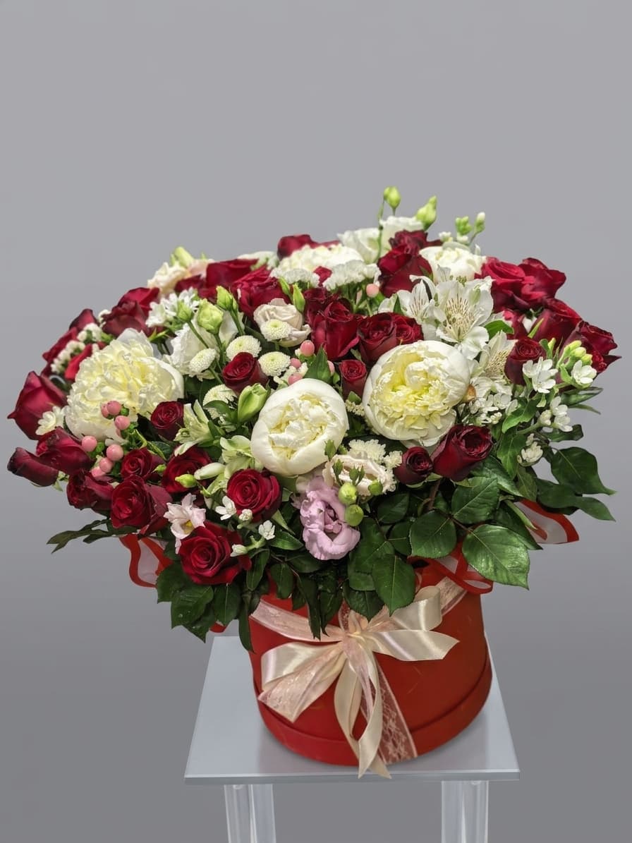 Majestic Bloom — Kastes, LZ Flowers Rēzekne
