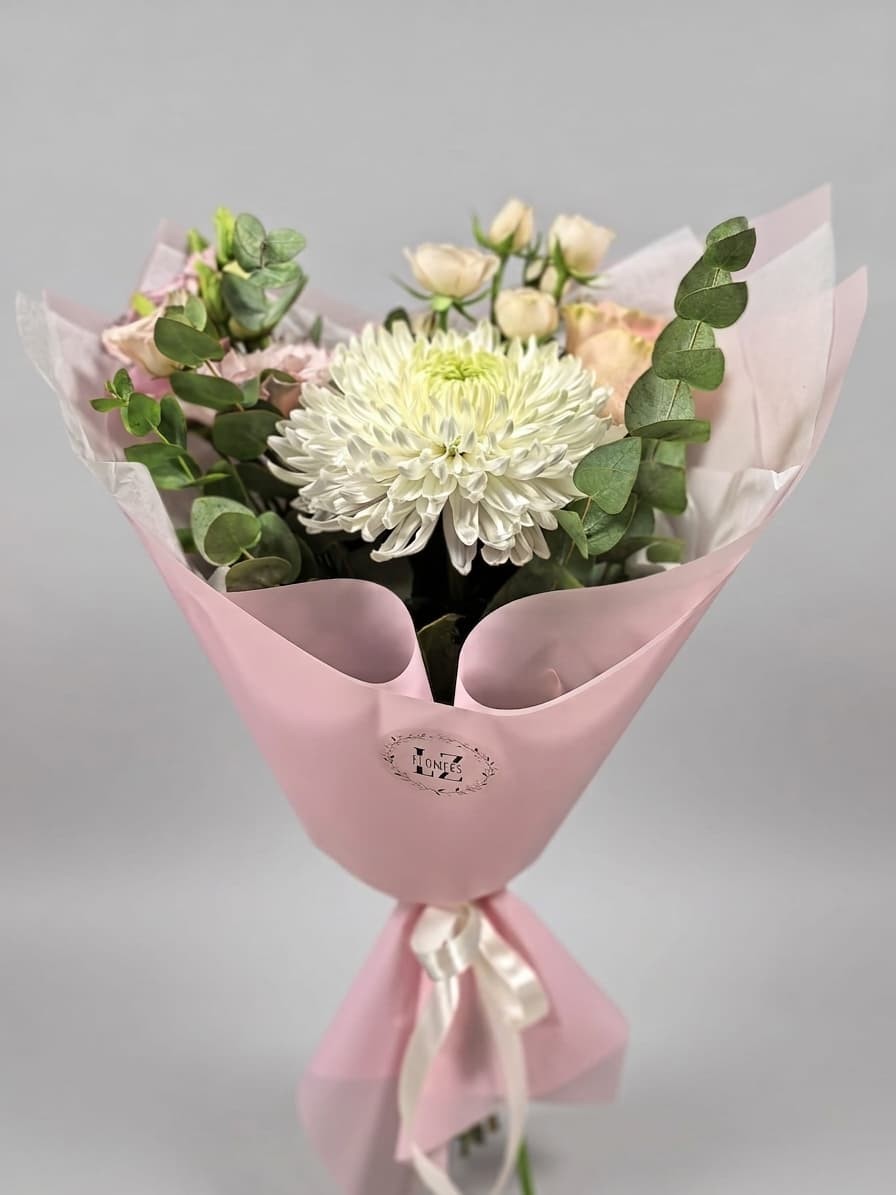 Minimalist Elegance — Budžeta pušķi, LZ Flowers Rēzekne